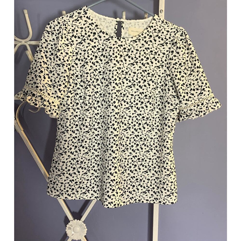 Black and white flower print blouse romantic fairy princess sm